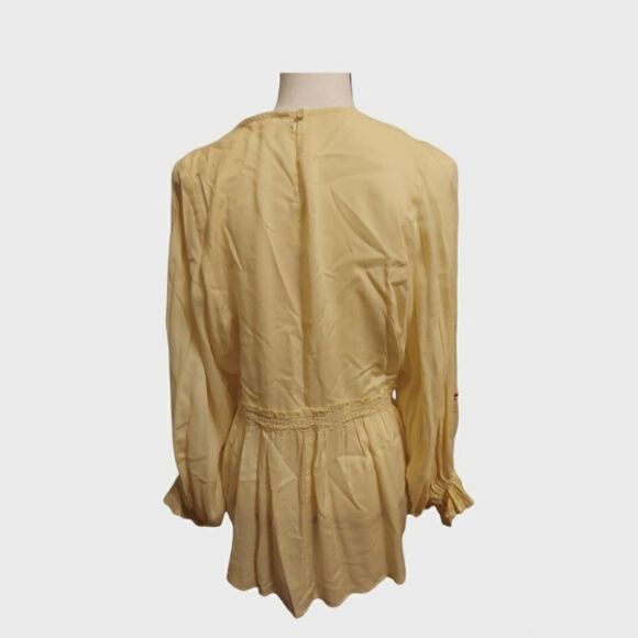 Cream Entro blouse with red floral embroidery womens Size small - Picture 5 of 8